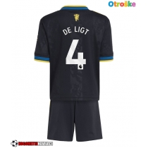 Otroške Nogometnih dresov Manchester United Matthijs de Ligt #4 Tretji 2025-26 Kratki rokavi (+ hlače)